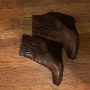 Carrie Scrunch Back-zip Boot Sz. 10